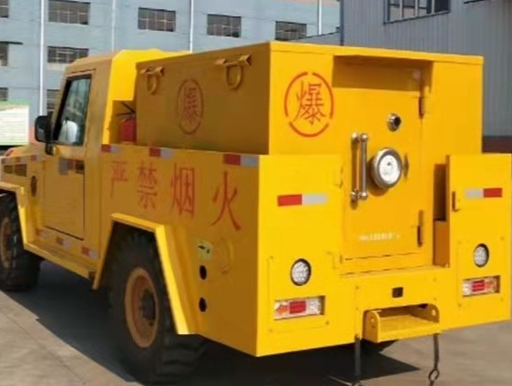 昌都凯龙爆破器材运输车：保障爆破任务的安全运行
