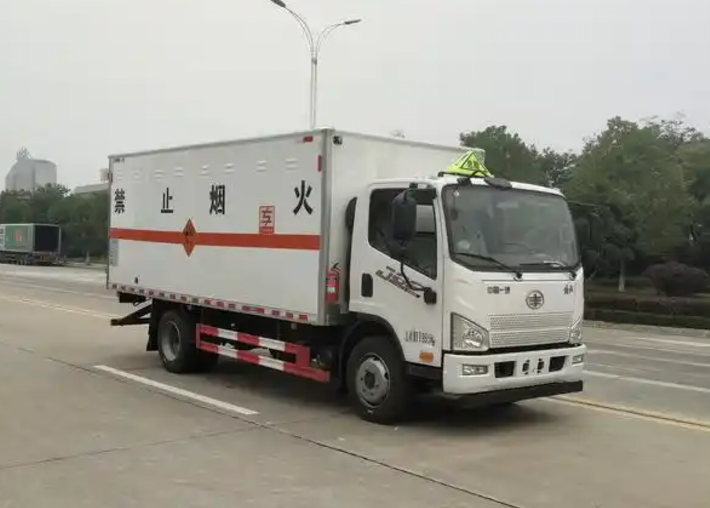昌都爆破器材运输车可以上高速吗？